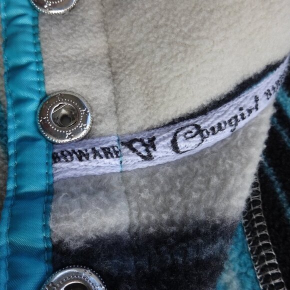 Cowgirl Hardware women's size S, pull over stripe fleece top 5 snap neck closure - Picture 12 of 16